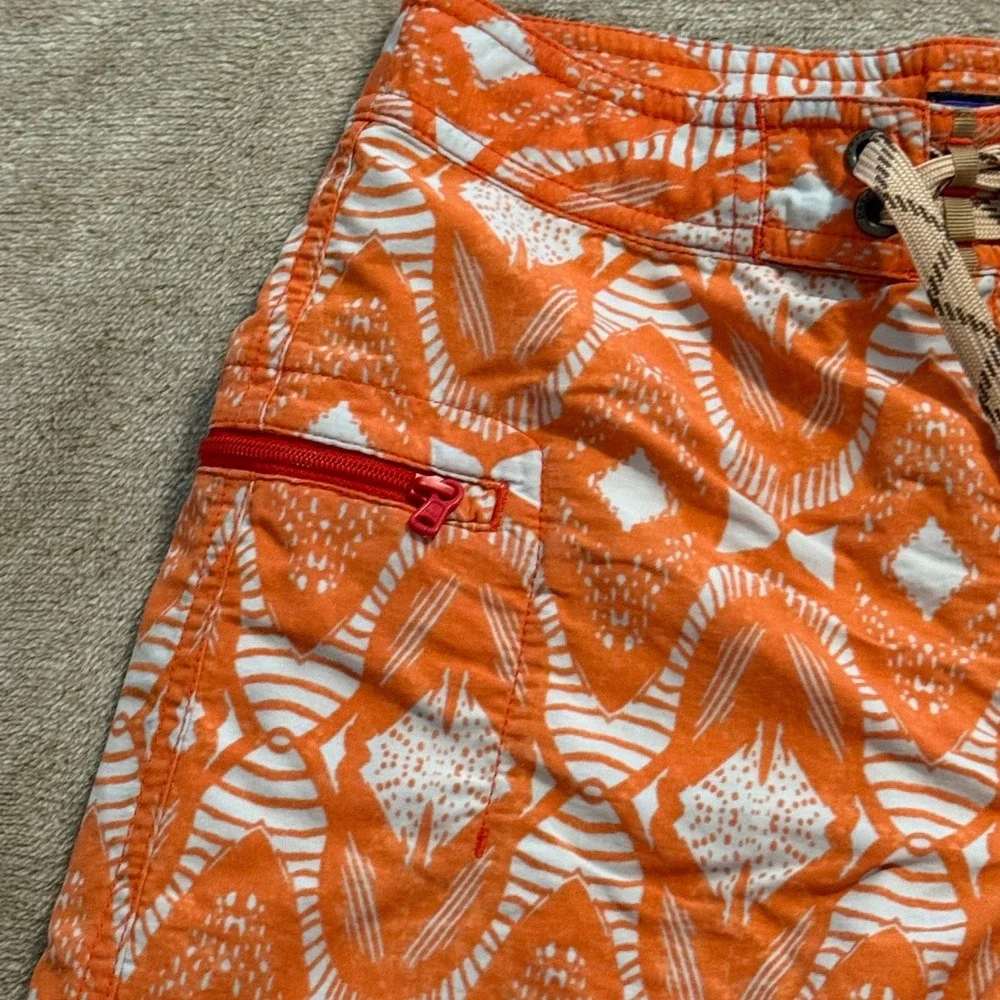 Patagonia Boys Orange Tribal Print Board Shorts Swim Trunks Size 10